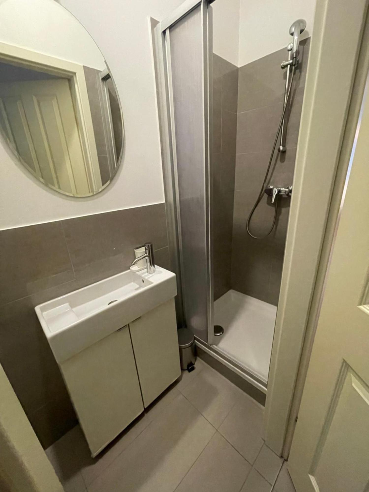 Cozy-5-Person Apartment In Vienna 5 Экстерьер фото