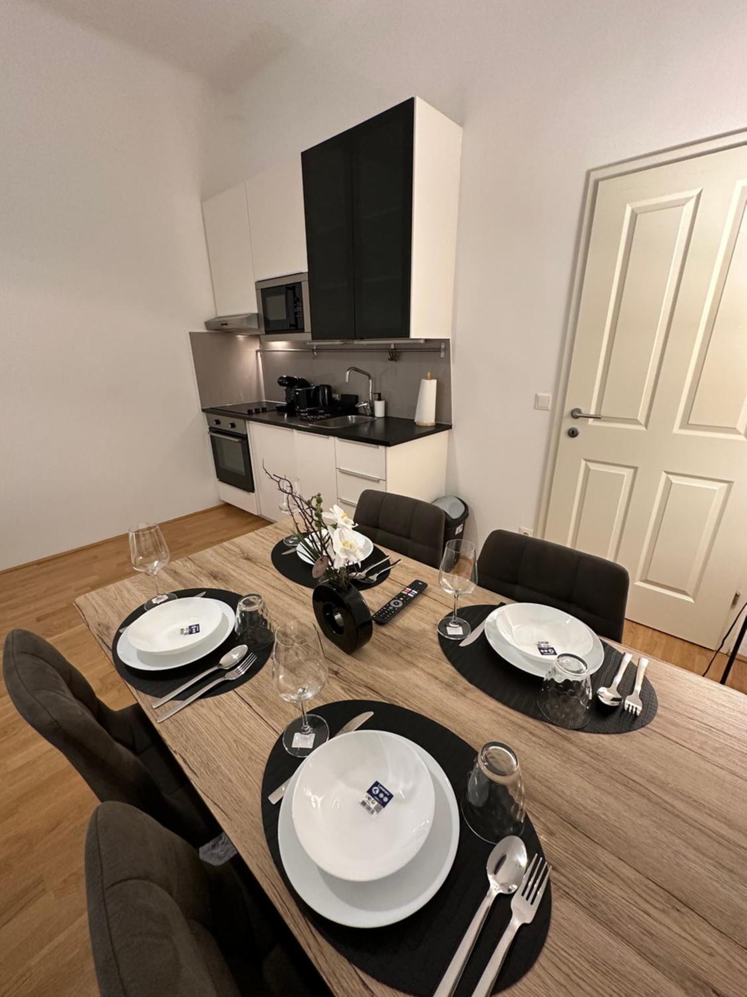 Cozy-5-Person Apartment In Vienna 5 Экстерьер фото